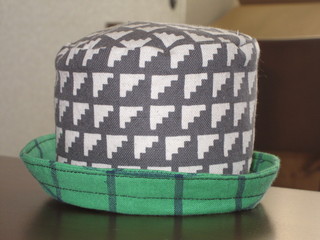 ミニチュアハットポーチ