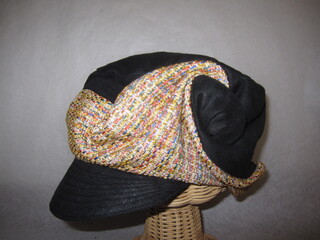 ワイヤー入り変形キャスケット